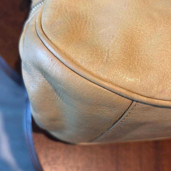 Coach  Madison convertible, shoulder bag  leather  tan  pleated goldtone HW  EUC - Picture 12 of 17